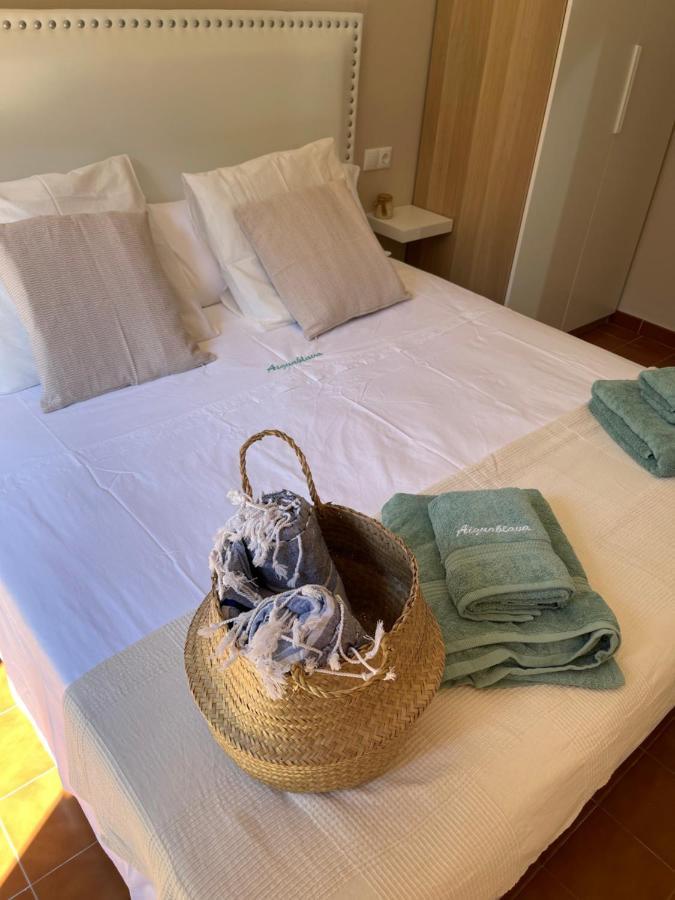 Bonito Apartamento Con Terraza, Jardin Y Piscina Cala'N Bosch  Exteriör bild